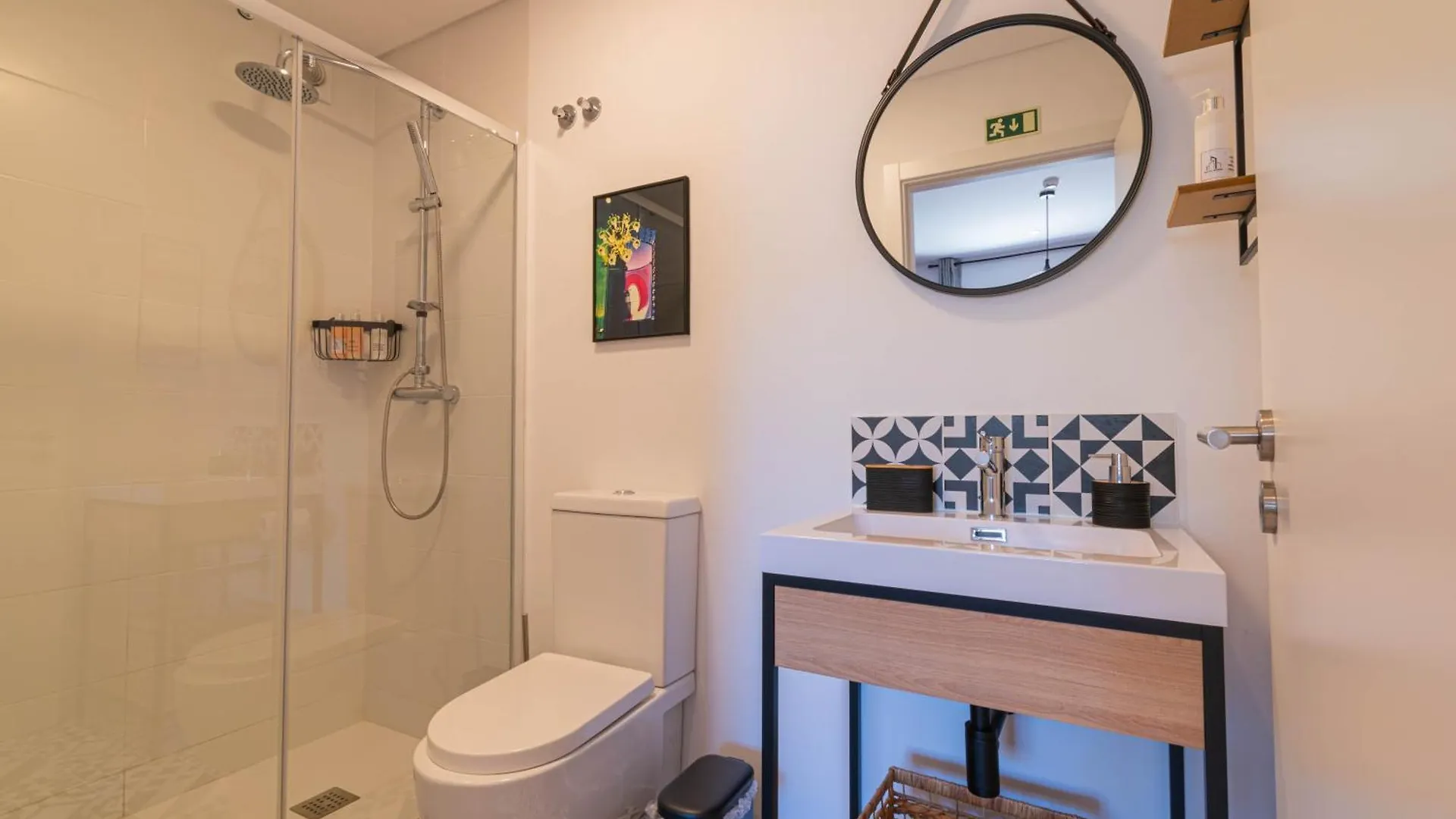 7Min To Uni Se-Velha - Ac - Work Desk - 300Mbs Wifi - Suite 1 And 2 Coimbra Portugal