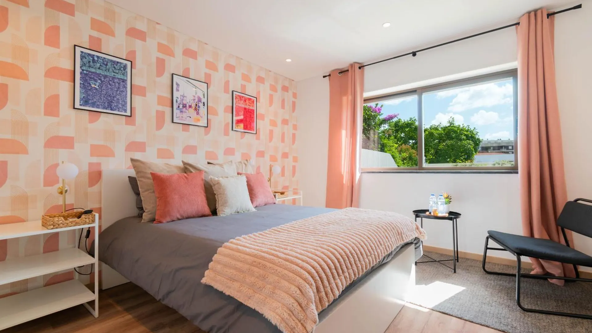 7Min To Uni Se-Velha - Ac - Work Desk - 300Mbs Wifi - Suite 1 And 2 Coimbra